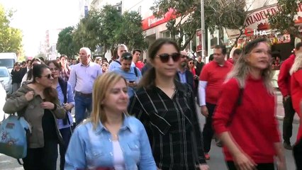 Vali Deniz organ bağışı için broşür dağıttı