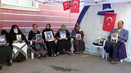 HDP önüdeki ailelerin eylemi 66'ncı gününde devam ediyor
