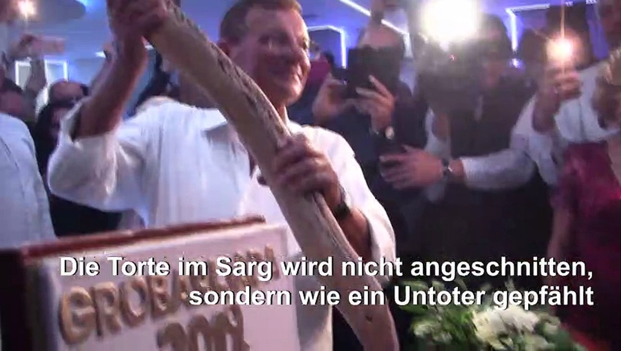 Serbische Bestatter feiern das Leben