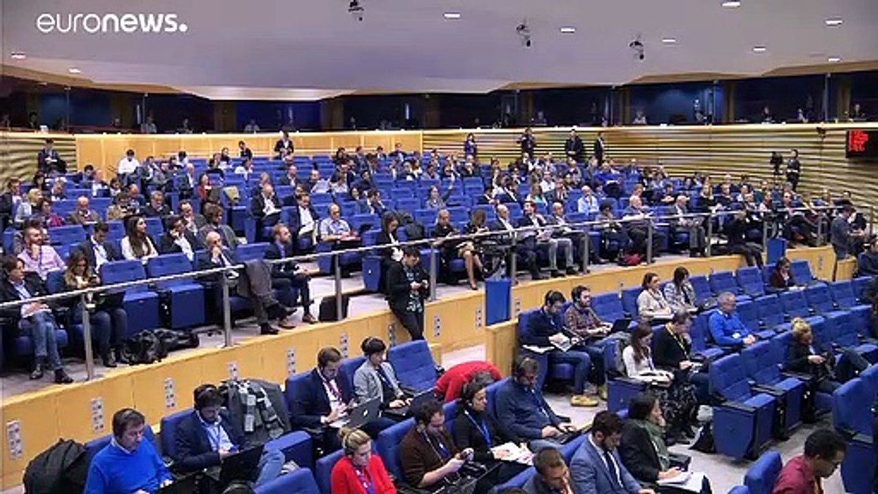 Κομισιόν: Μειωμένη για το 2019, αυξημένη για το 2020 η ανάπτυξη στην ελληνική οικονομία