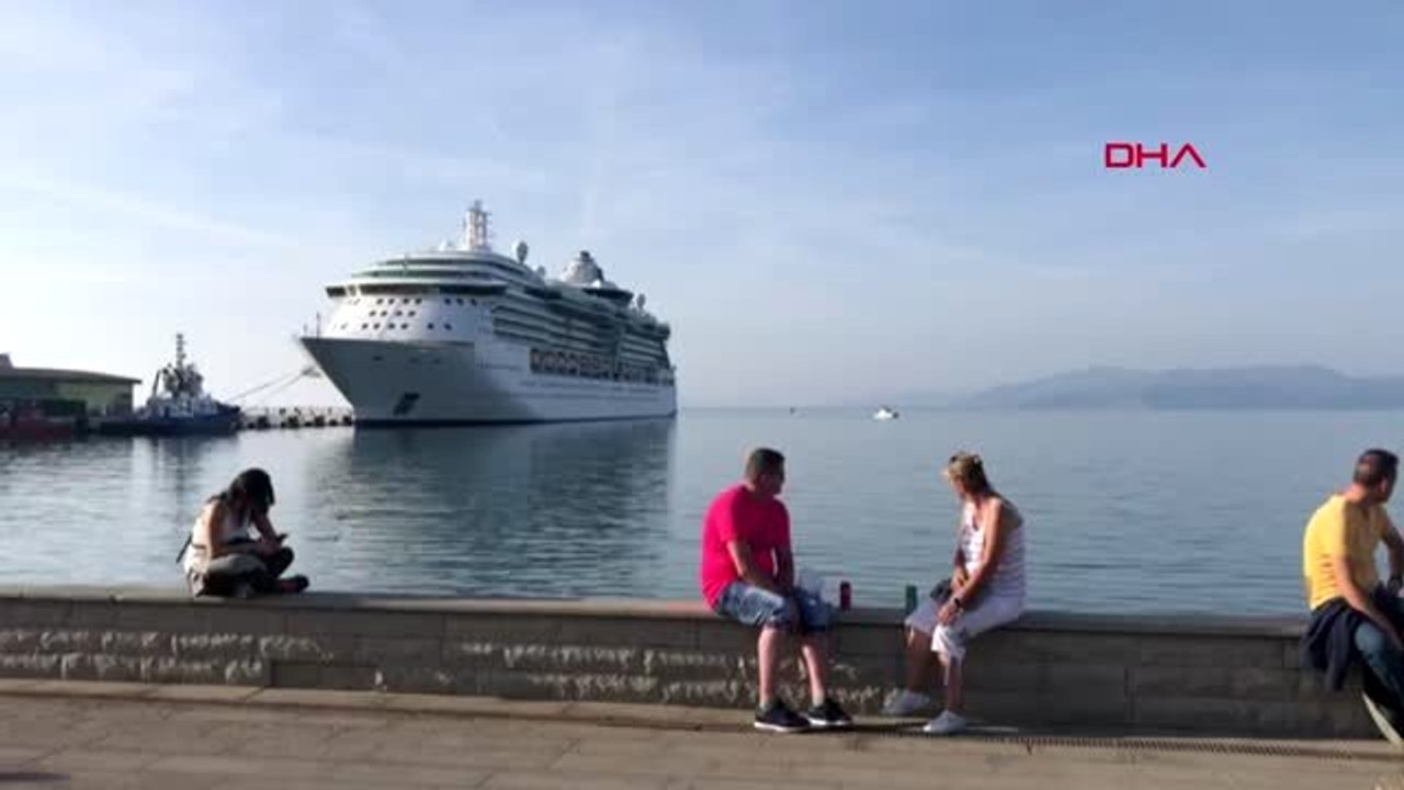 Aydın kruvaziyer gemisi 'jewel of the seas', 3 yıl aradan sonra kuşadası'nda