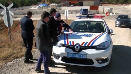 Afyonkarahisar’da tren hafriyat kamyonuna çarptı: 1 yaralı