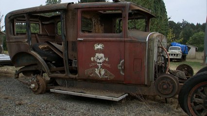 History|208460|1044192323879|American Pickers|Hot Rod Hieroglyphics|S17|E1