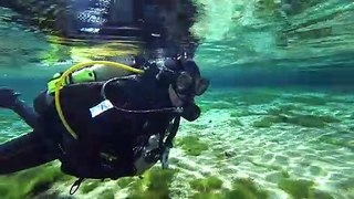 Underwater Kinetics HangAir Hanger | ScubaLab Testers Choice