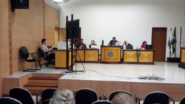 Acusado de tentar matar o próprio pai é julgado em Cascavel