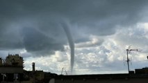 Impresionantes imágenes de un tornado marino en Génova