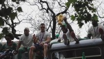 Los Springboks pasean el trofeo del Mundial de Rugby por Sudáfrica