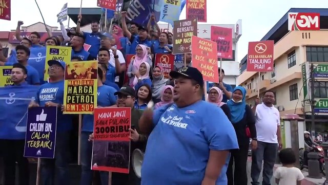 TERKINI Flash Mob Hancur PH Tolak PH - Pemuda BN MCA Puteri UMNO