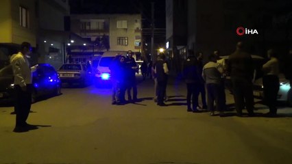 Evinin önünde silahlı saldırıya uğrayan genç yaralandı