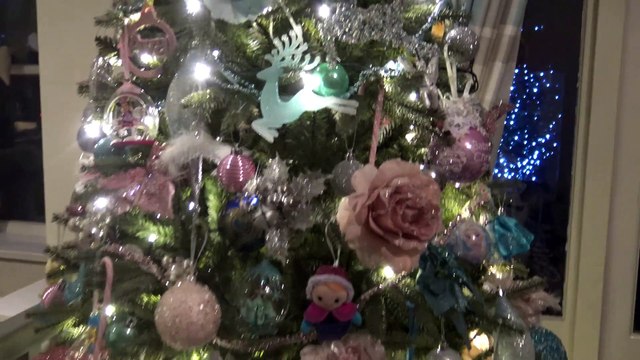 Brincando no Natal - Nossa Linda! Árvore de Natal, Feliz!! Natal