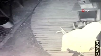 İş yerine giren hırsız çaldığı bozuk paralarla suçüstü yakalandı