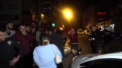 Motosiklet otomobil ile çarpıştı 1'i ağır 2 yaralı