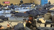 Des migrants évacués des campements du nord-est parisien relogés dans des gymnases