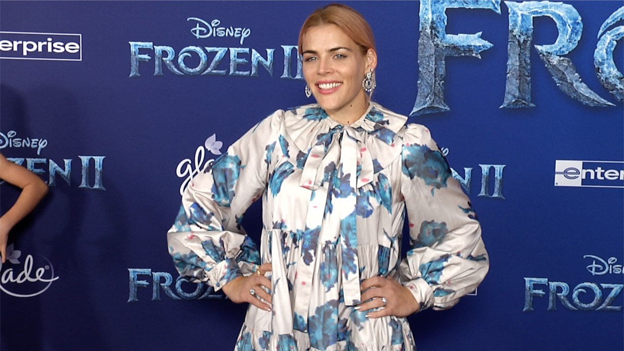 Busy Philipps “Frozen 2” World Premiere Red Carpet