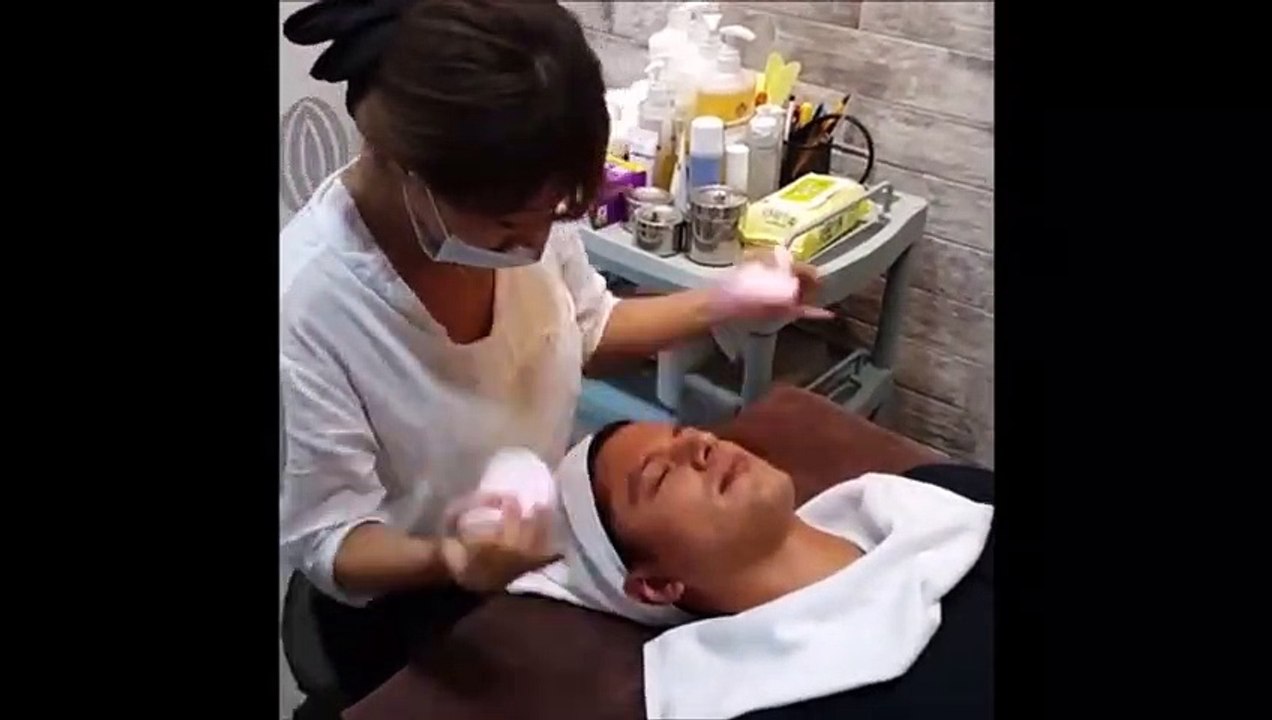 How to get that younger-looking skin? Click here and check this out!