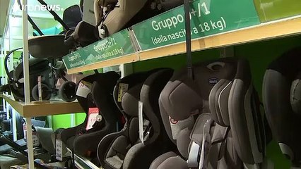 Italia obliga a llevar una alarma 'antiolvido' en las sillas infantiles de los coches