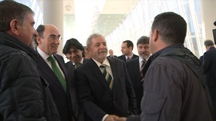 El Supremo de Brasil aprueba revocar una ley que puede liberar a Lula