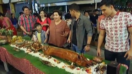 Media Noche time for Cardo's family and friends