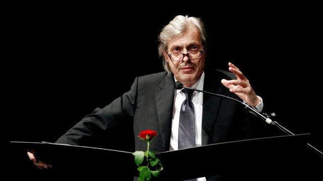 'Non ho il senso della famiglia', Vittorio Sgarbi a ruota libera sul ruolo di padre e sui suoi figli