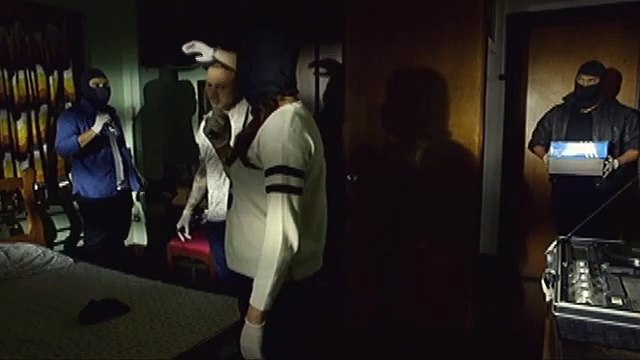 Papasukin ng mga kawatan ang bahay ng pamilya ni Carmen