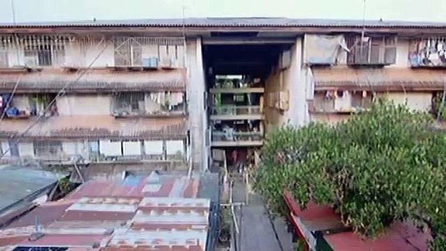 Clark asks Leah about Simon's birthday surprise