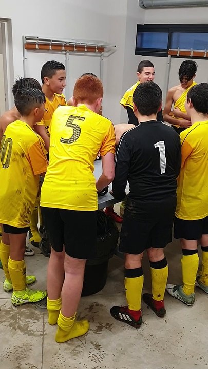 La joie des U15 dans les vestiaires après leur 1er victoire en coupe de L'hérault