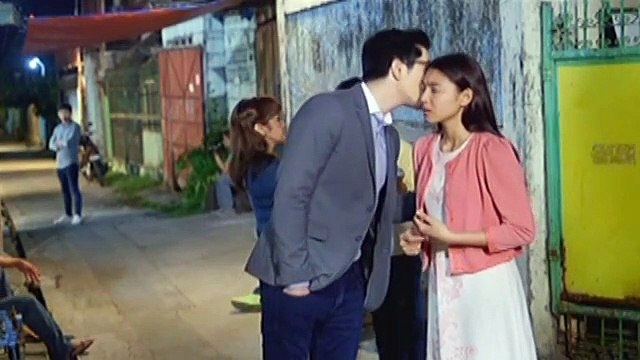 Clark confronts Leah about Simon's kiss