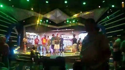 Descargar video: Silipin ang rehearsals ng pinakabagong teleserye sa hapon, ang “Maging Pangit Ka Man!