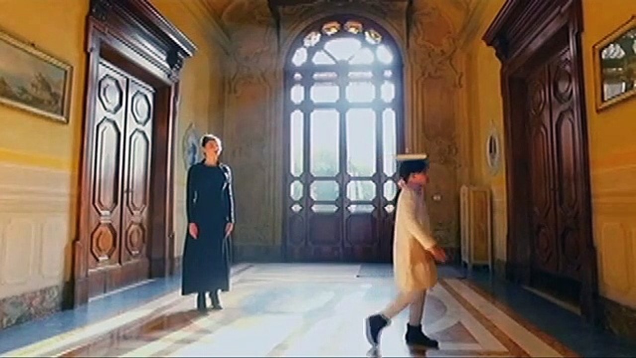 Luciana, tinuruan si Serena kung paano maging isang prinsesa