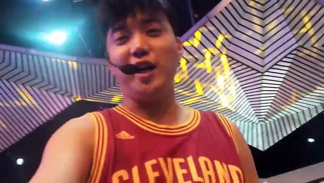 Panoorin sina Vhong Navarro at Banana Sundae cast bago mag-rehearsals!