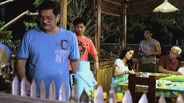 Pinang, kinanta ang Tatlong Bibe kasama ang mga kapatid