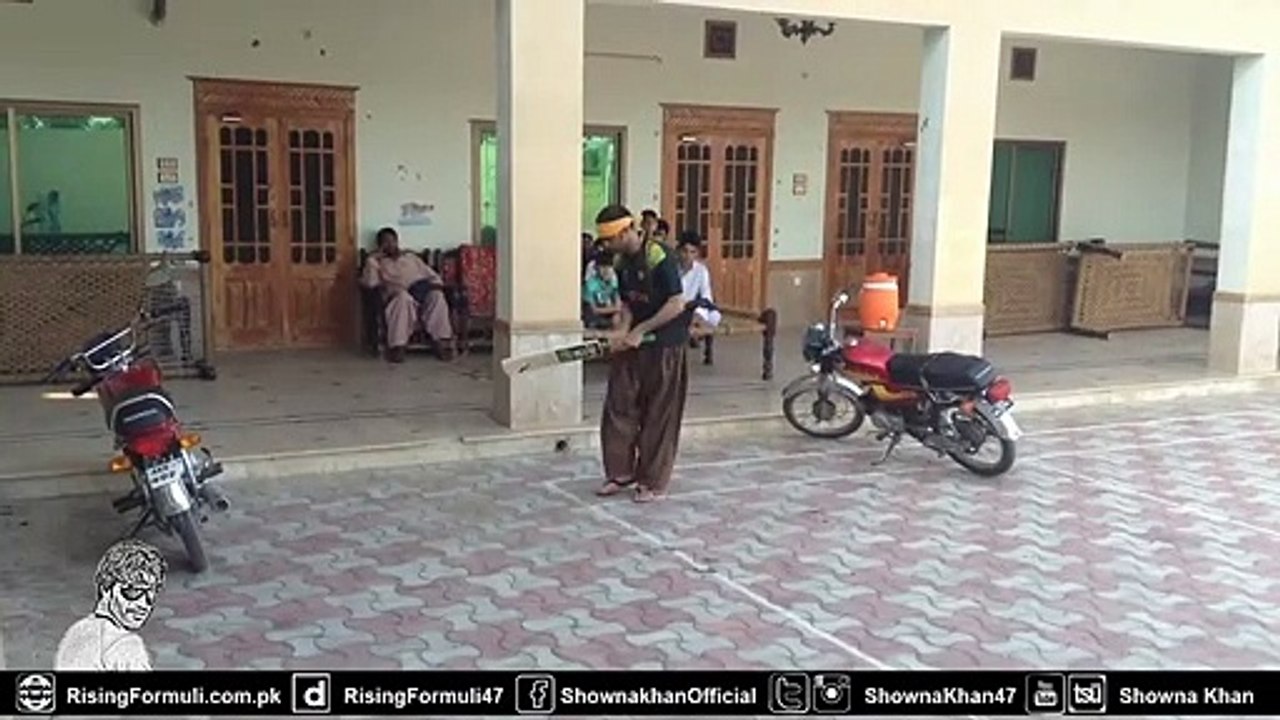 Cricket Ke Fawayid - Funny Video Clip - I Am Cricket Player