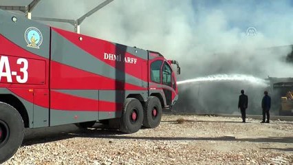 Sivas'ta fabrika yangını (3) - Yangın kontrol altına alındı