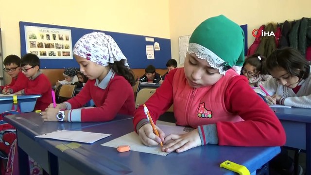 681 öğrenciden Mehmetçiğe moral mektubu