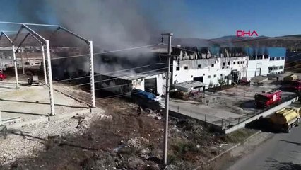 Sivas'ta geri dönüşüm fabrikasında yangın