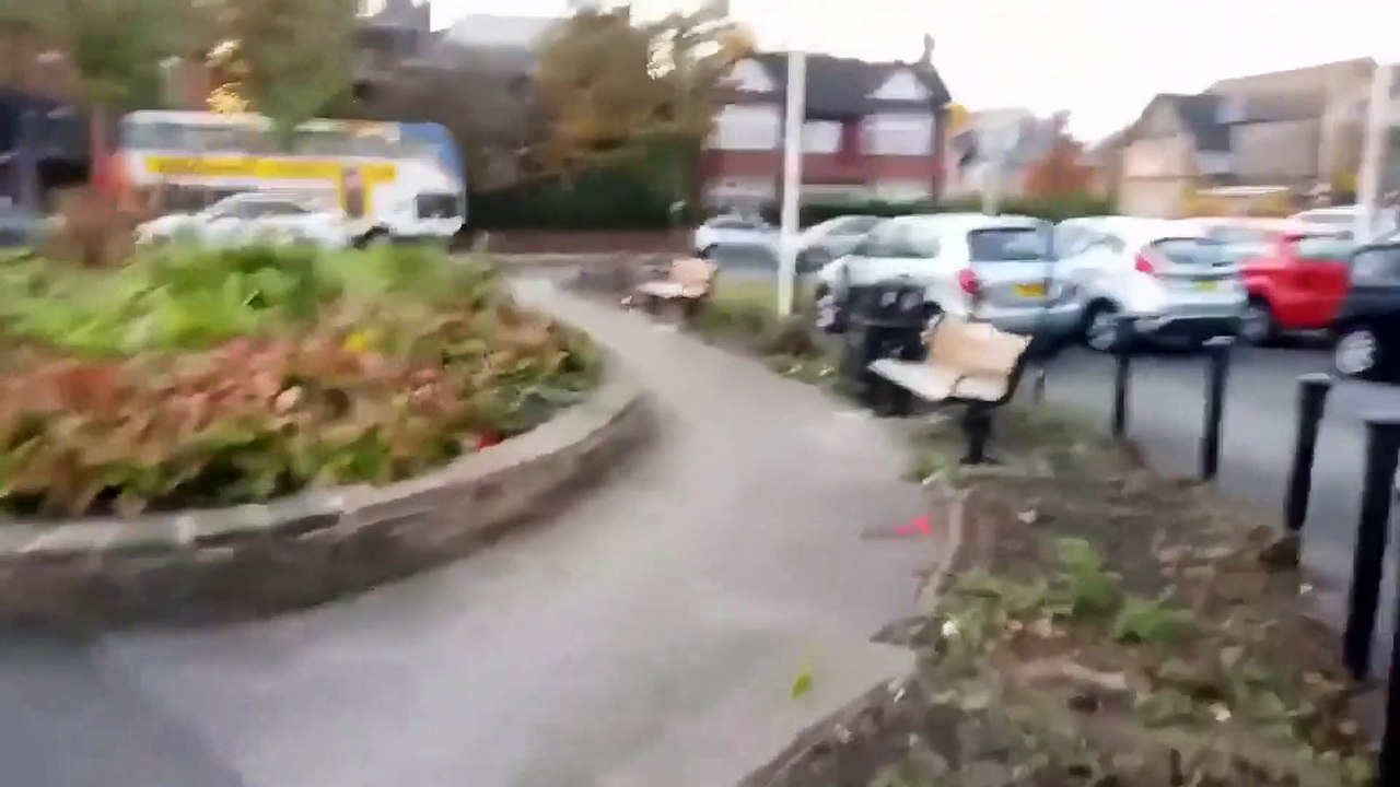 CAR QUICK TRADE LTD, Stockport assaults photographer on public street for blogging uncensored version