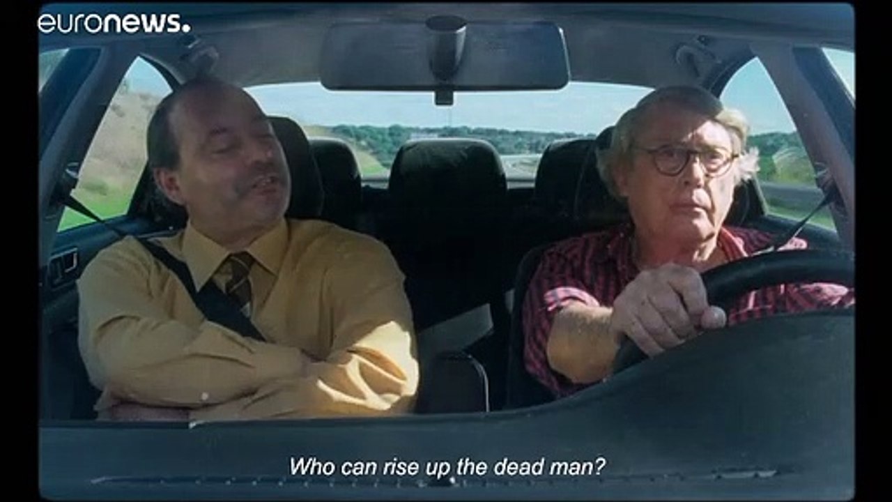 "Technoboss", pelos caminhos do Portugal surreal