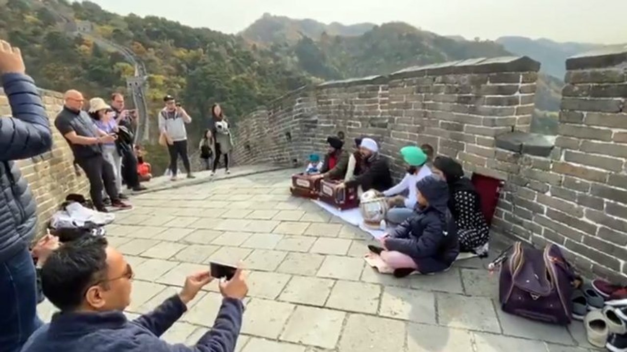 Watch: Shabad Kirtan on the Great Wall of China goes viral