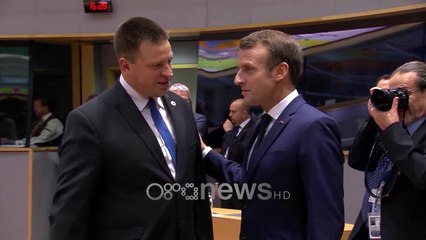 Ora News - Diskoja e grupeve kriminale në Durrës, kthehet në kafe-bibliotekë