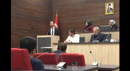 Fotoğraftaki "büyük" eksiklik tartışma konusu