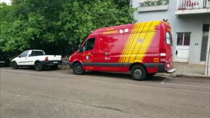 Bombeiros socorrem idoso no centro de Cascavel
