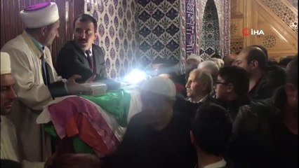 Mevlid Kandili'nde Sakal-ı Şerif'e yoğun ilgi