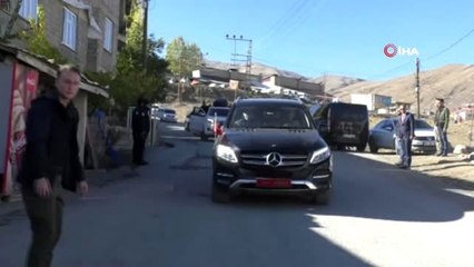 Vali Akbıyık'tan şehit eşine şehadet belgesi