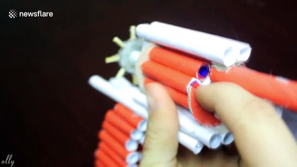 Ukraine man makes REVOLVER only using paper and glue