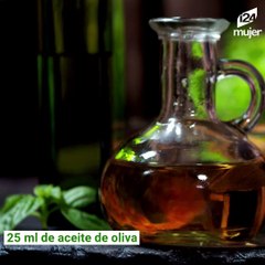 Aprende cómo preparar y usar dos desmaquillantes caseros