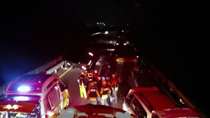 부산 기장군에서 차량 4대 연쇄 추돌...1명 중상 / YTN