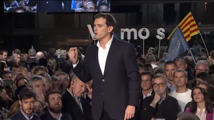 Rivera cierra la campaña en Barcelona apelando a la movilización de sus "valientes" votantes