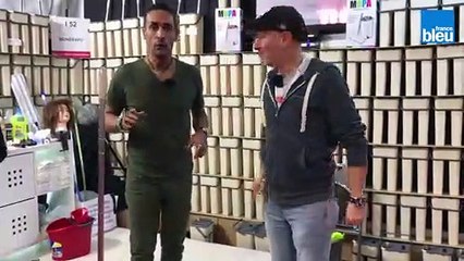 Il faut bien une première fois... Pour faire le camelot à la foire