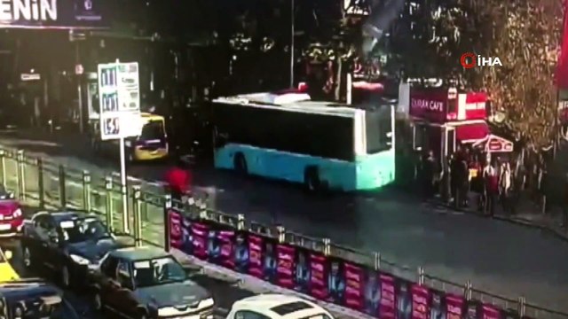 Beşiktaş’ta 1 kişinin öldüğü 12 kişinin yaralandığı otobüs kazasının yeni görüntüleri ortaya çıktı