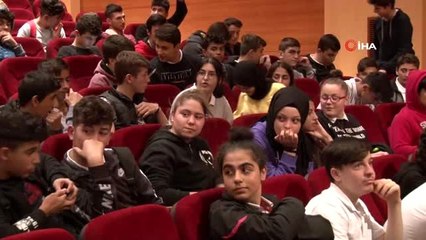 Deprem Uzmanı Kutoğlu: "İstanbul'daki 5.8 deprem bize son şansımız der gibi oldu"